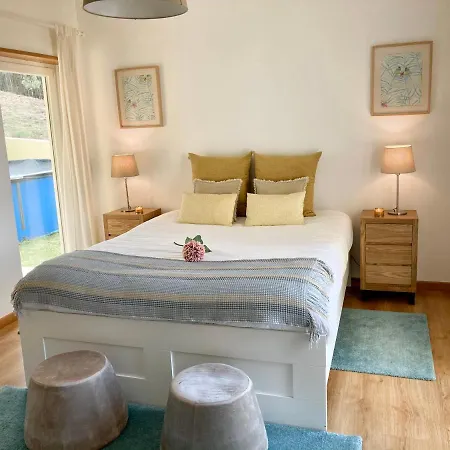 Like Sweet By Staysalmar Торреш-Ведраш